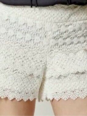 Cream Crochet Style Lace Shorts
